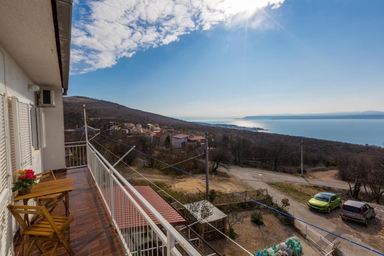Apartments With A Parking Space Crikvenica - 13450 المظهر الخارجي الصورة